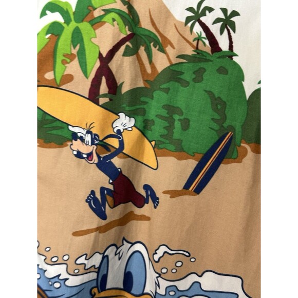 Vintage Disney Store Mens Button Hawaiian Shirt Mickey Donald Goofy Volcano XXL - Picture 3 of 7